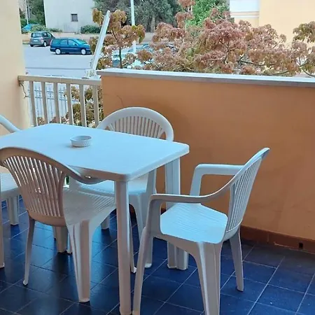 Apartment - Mare A 2 Passi - Casa Grande Con Piscina E Wifi