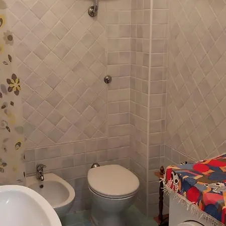 - Mare A 2 Passi - Casa Grande Con Piscina E Wifi Apartment *