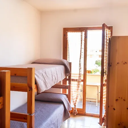 Guesthost - Alghero Comfy Flat With Residence Pool