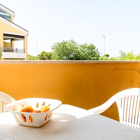 Apartment - Mare A 2 Passi - Casa Grande Con Piscina E Wifi *