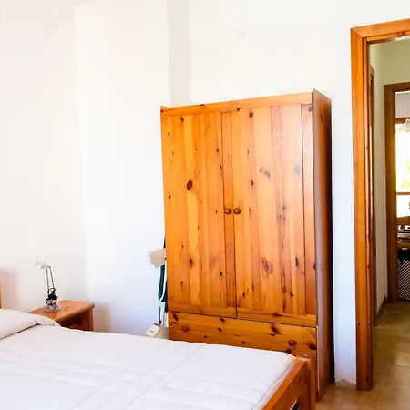 Guesthost - Alghero Comfy Flat With Residence Pool