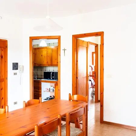 - Mare A 2 Passi - Casa Grande Con Piscina E Wifi Apartment *